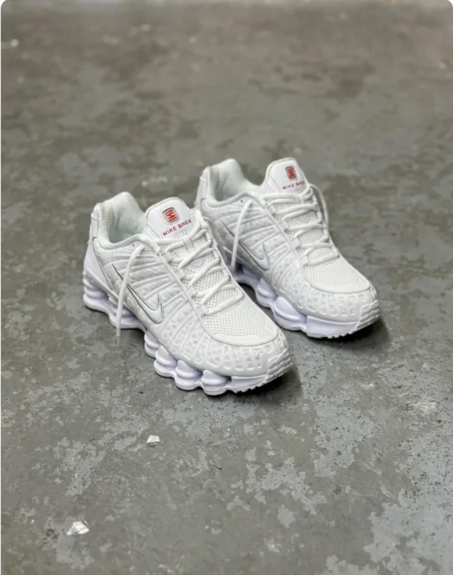 Nike Shox TL - Ultra Liviano - Blancos